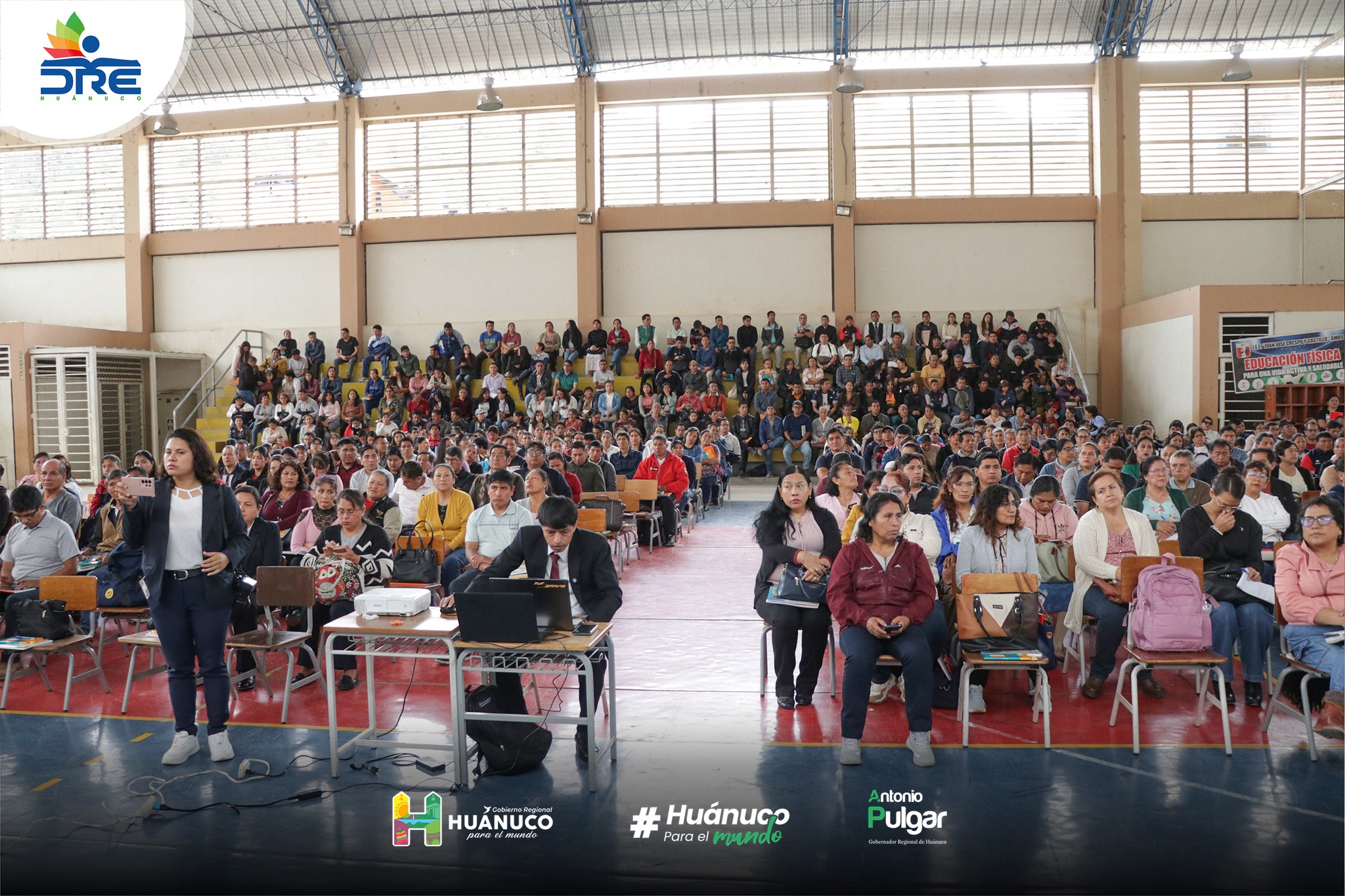 🔴𝐌𝐀́𝐒 𝐃𝐄 𝟖𝟎𝟎 𝐃𝐎𝐂𝐄𝐍𝐓𝐄𝐒 𝐏𝐀𝐑𝐓𝐈𝐂𝐈𝐏𝐀𝐍 𝐄𝐍 𝐄𝐋 𝐈𝐈 𝐒𝐄𝐌𝐈𝐍𝐀𝐑𝐈𝐎 𝐘 𝐓𝐀𝐋𝐋𝐄𝐑 𝐏𝐄𝐃𝐀𝐆𝐎́𝐆𝐈𝐂𝐎 𝐏𝐎𝐑 𝐄𝐋 𝐁𝐈𝐀𝐄 𝟐𝟎𝟐𝟓