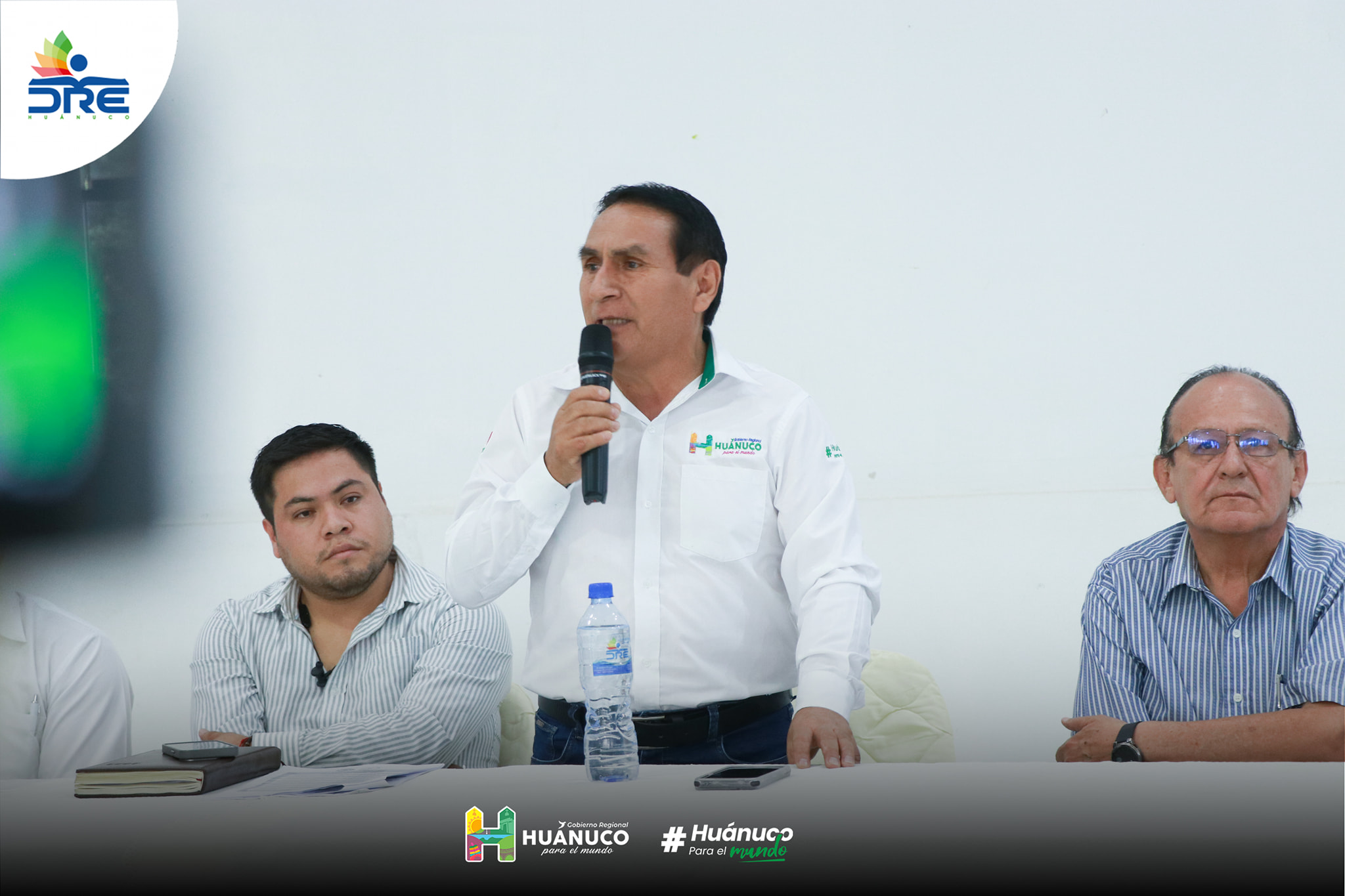 💪¡Con compromiso! 🏫El equipo del Gobierno Regional Huánuco y la Dirección Regional de Educación Huánuco se reunieron junto a los directivos y responsables de las Unidades de Gestión Educativa Local